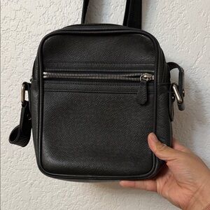 Louis Vuitton Black Men's Messenger Bag